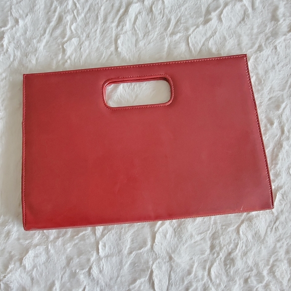 FREE w/$25 Purchase! - Red Floral Clutch by CATO - Picture 2 of 7